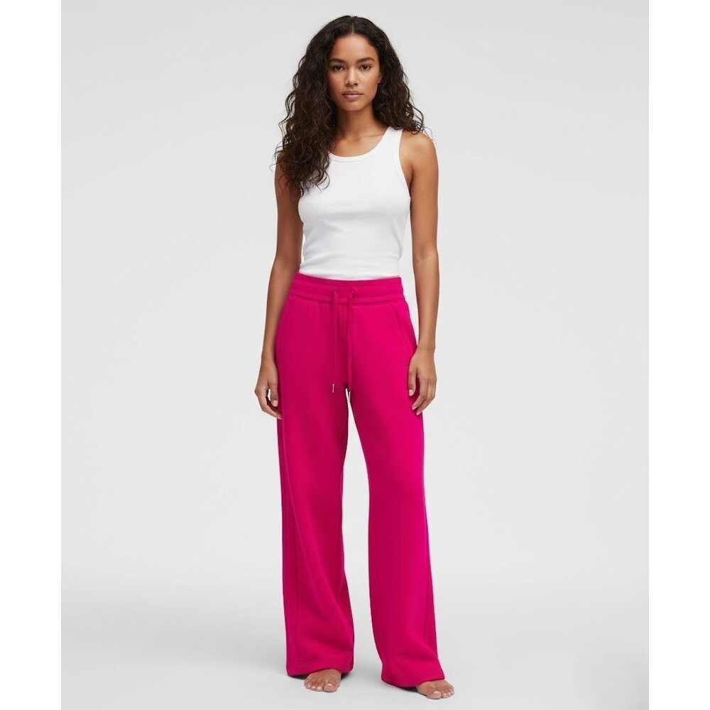 NWT Lululemon Scuba Mid-Rise Wide Leg Pant in Passionate Pink Pants XL